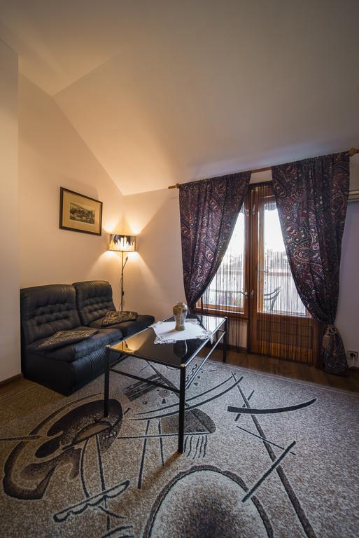 Sunny Apartment Sofia Buitenkant foto